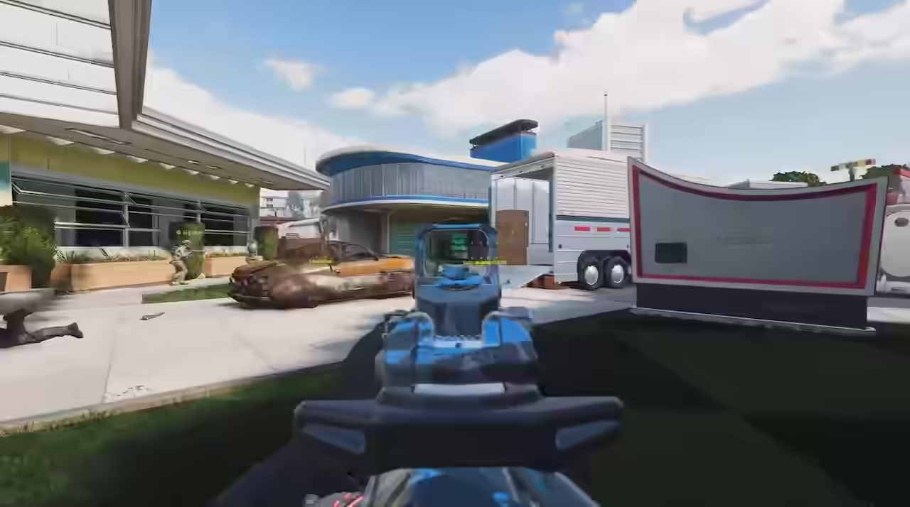 Fentry Warzone in-game screenshot with vehicle and killstreak position radar overlay on the map visible